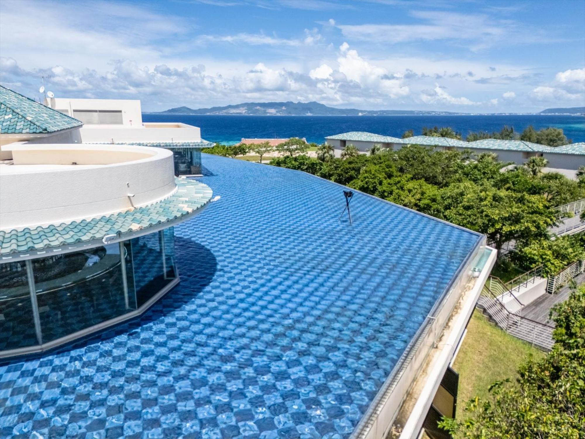 Oriental Hills Okinawa Hotel Onna Exterior photo